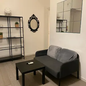 Mc - Piazza Mancini Apartment Rome
